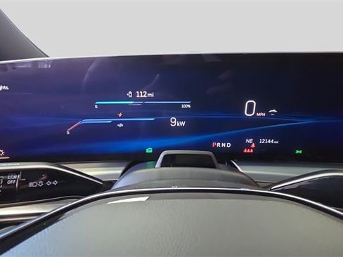 Used 2024 Cadillac Lyriq Luxury w/ LPO, Floor Liner Package image 10