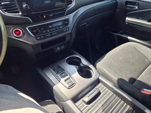 Used 2021 Honda Passport Sport image 18