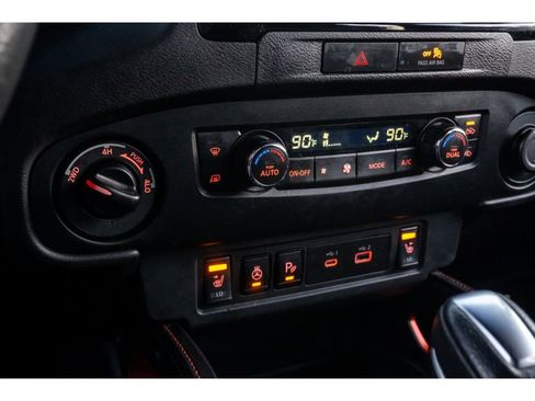 Used 2023 Nissan Frontier PRO-4X w/ Pro-4X Premium Package image 23