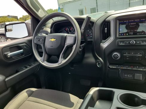 Used 2026 Chevrolet Silverado 1500 Custom RWD image 15