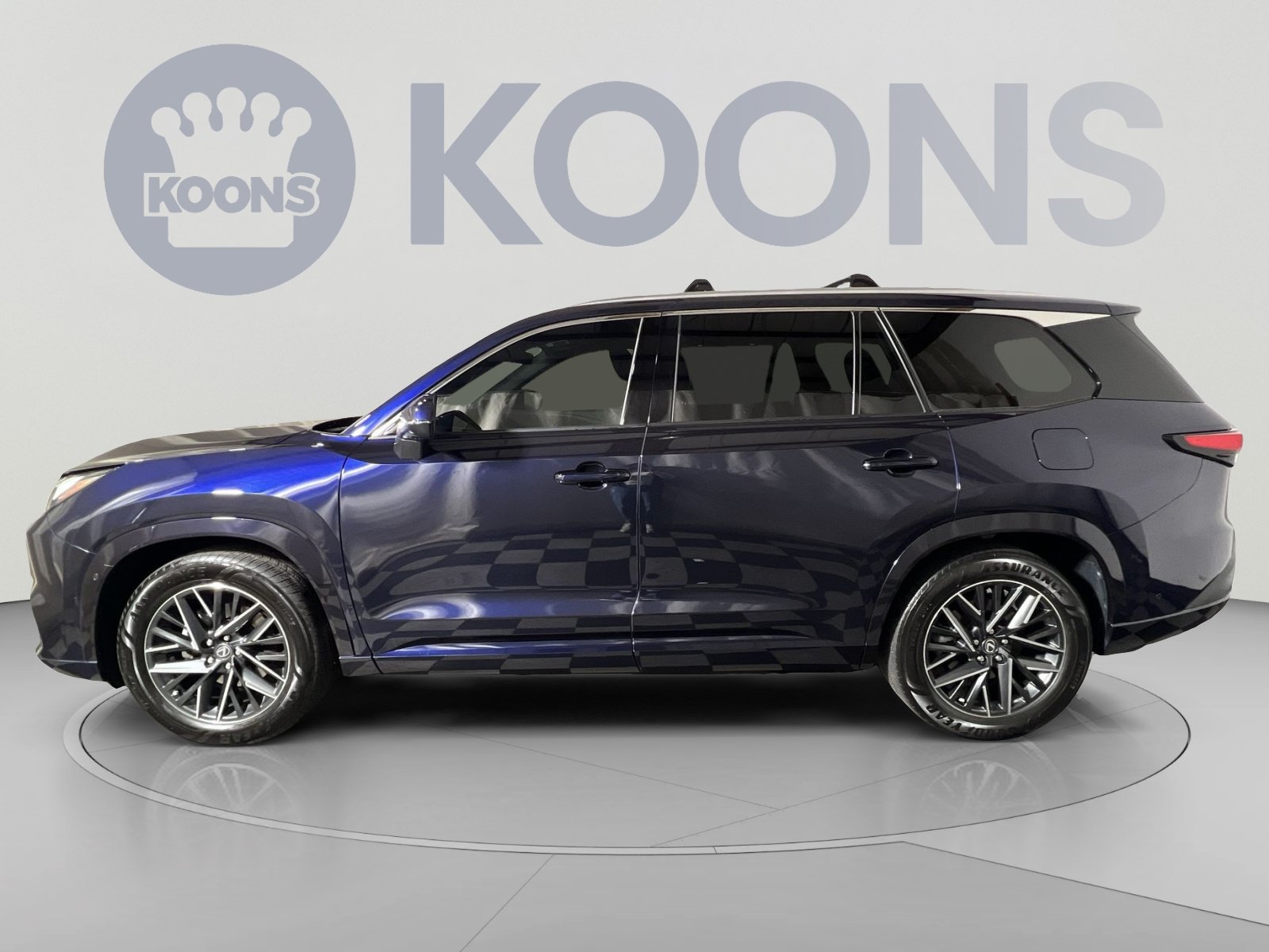 Used 2024 Lexus TX 350 AWD w/ Captains Chair Package image 2