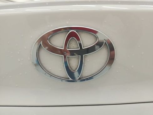 Used 2026 Toyota Camry SE w/ Convenience Package FWD image 28