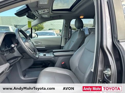 Used 2021 Toyota Sienna XLE w/ XLE Plus Package AWD/4WD image 9