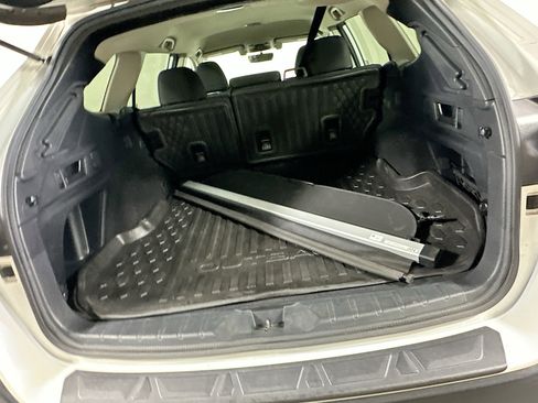 Used 2021 Subaru Outback Premium image 27