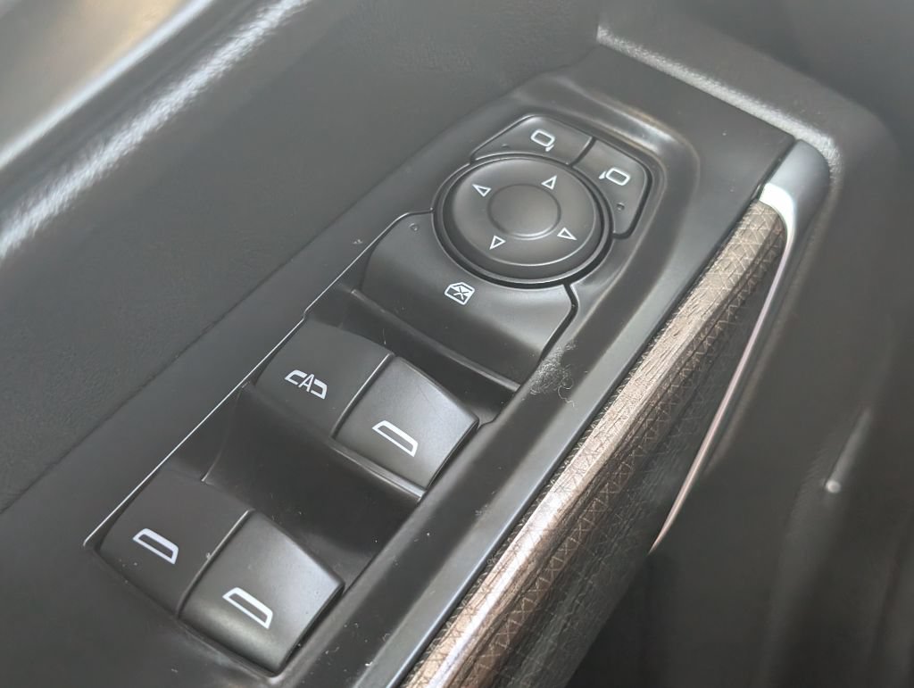 Used 2019 Chevrolet Silverado 1500 RST w/ All-Star Edition AWD/4WD image 10