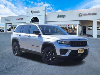 New 2025 Jeep Grand Cherokee Altitude