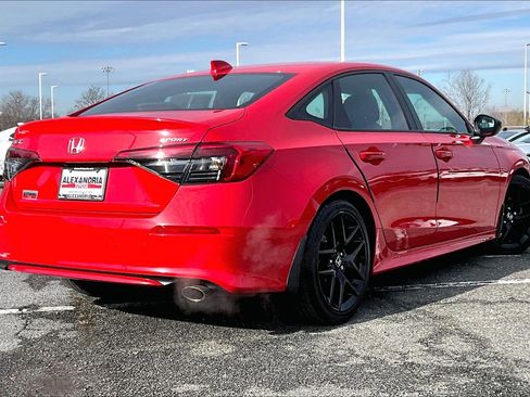 Used 2024 Honda Civic Sport image 12