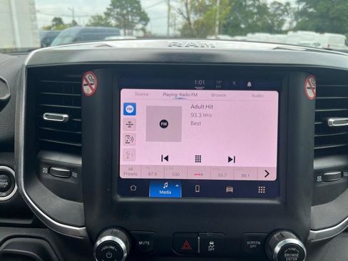 Used 2024 RAM 2500 Big Horn image 18