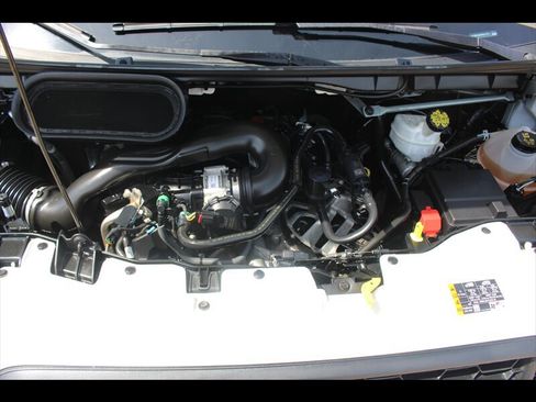 Used 2024 Ford Transit 250 148 Medium Roof RWD image 30