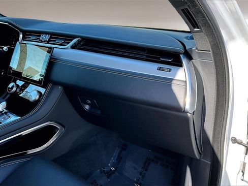 Used 2024 Jaguar F-PACE R-Dynamic S image 24