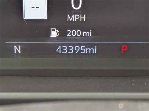 Used 2022 Chevrolet Silverado 3500 High Country w/ Safety Package II image 2