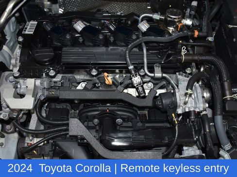 Used 2024 Toyota Corolla LE image 7