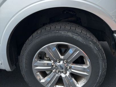 Used 2018 Ford F150 Lariat w/ Equipment Group 502A Luxury