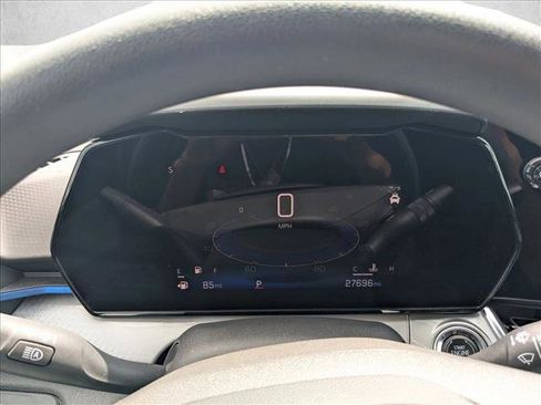 Used 2025 Chevrolet Trax LT image 10