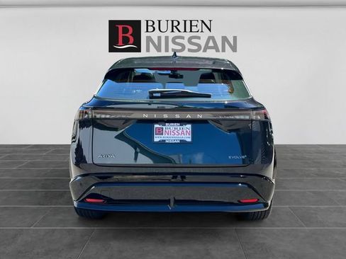 Used 2023 Nissan Ariya FWD image 4
