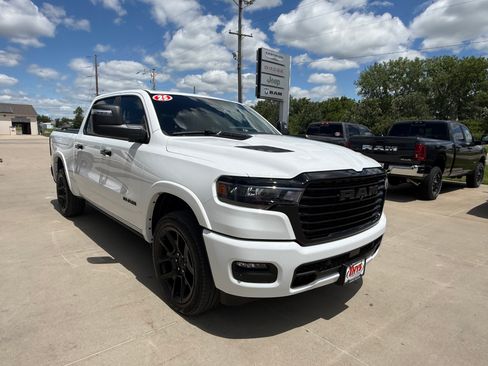 Used 2025 RAM 1500 Laramie w/ Night Edition AWD/4WD image 37