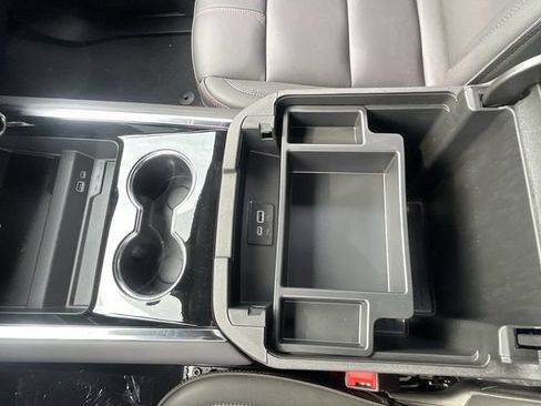 New 2026 Chevrolet Suburban RST w/ Comfort Package AWD/4WD image 24