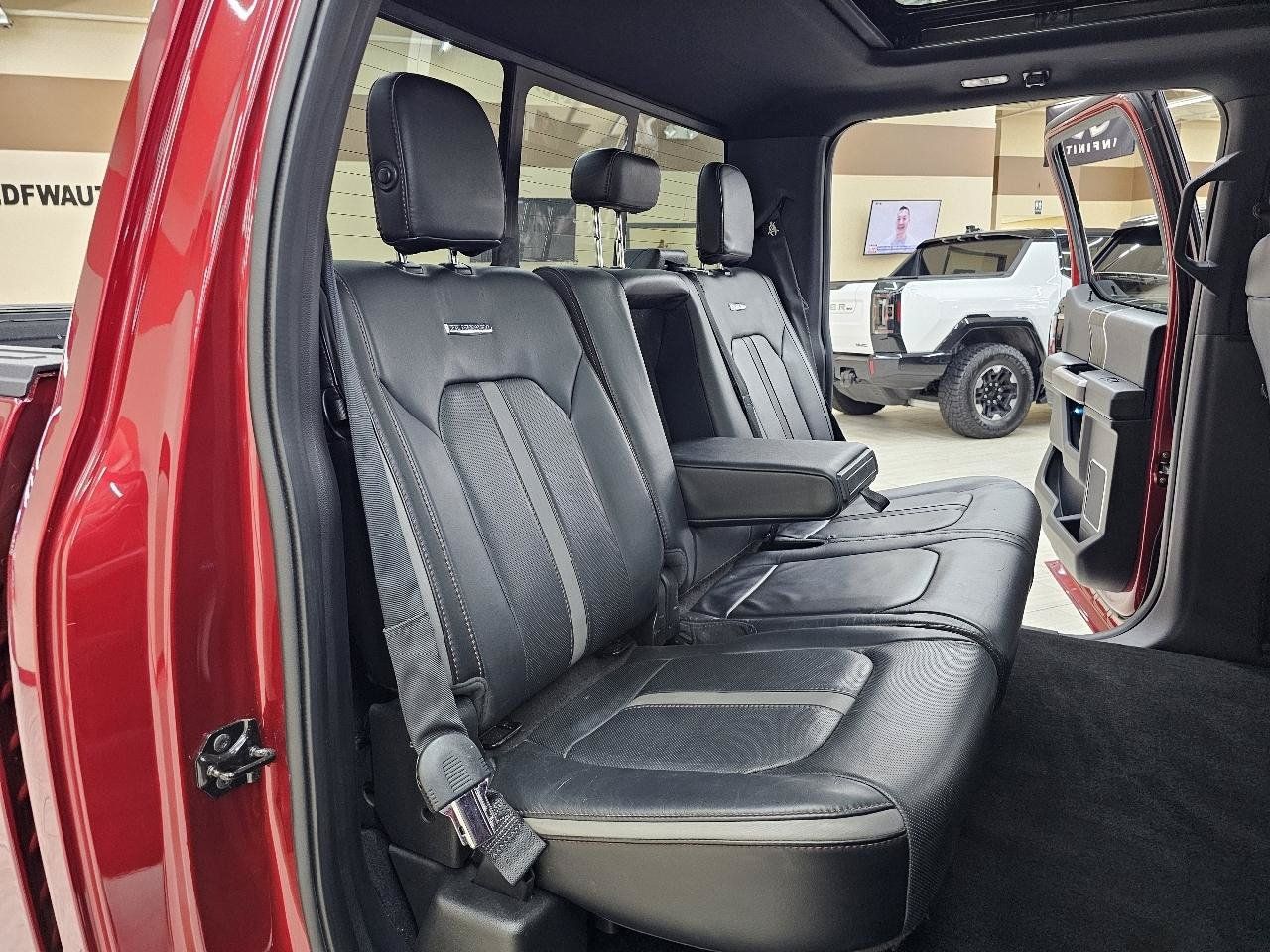 Used 2018 Ford F150 Platinum w/ Equipment Group 701A Luxury RWD image 23