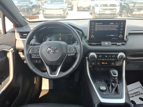 Used 2019 Toyota RAV4 XSE w/ XSE Weather Package AWD/4WD image 9