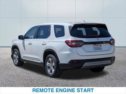 Used 2023 Honda Pilot EX-L image 9