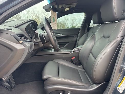 Certified 2025 Cadillac CT4 Sport RWD image 16