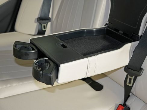 Certified 2023 Mercedes-Benz E 350 4MATIC Sedan image 33