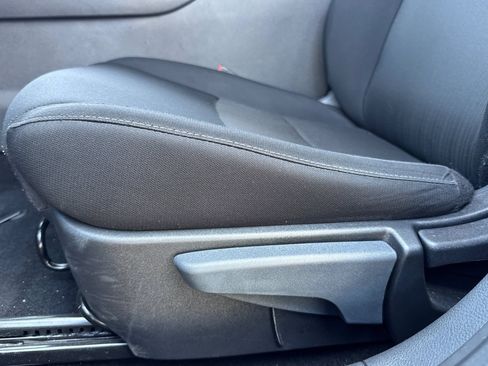 Used 2024 Nissan Sentra SV FWD image 14