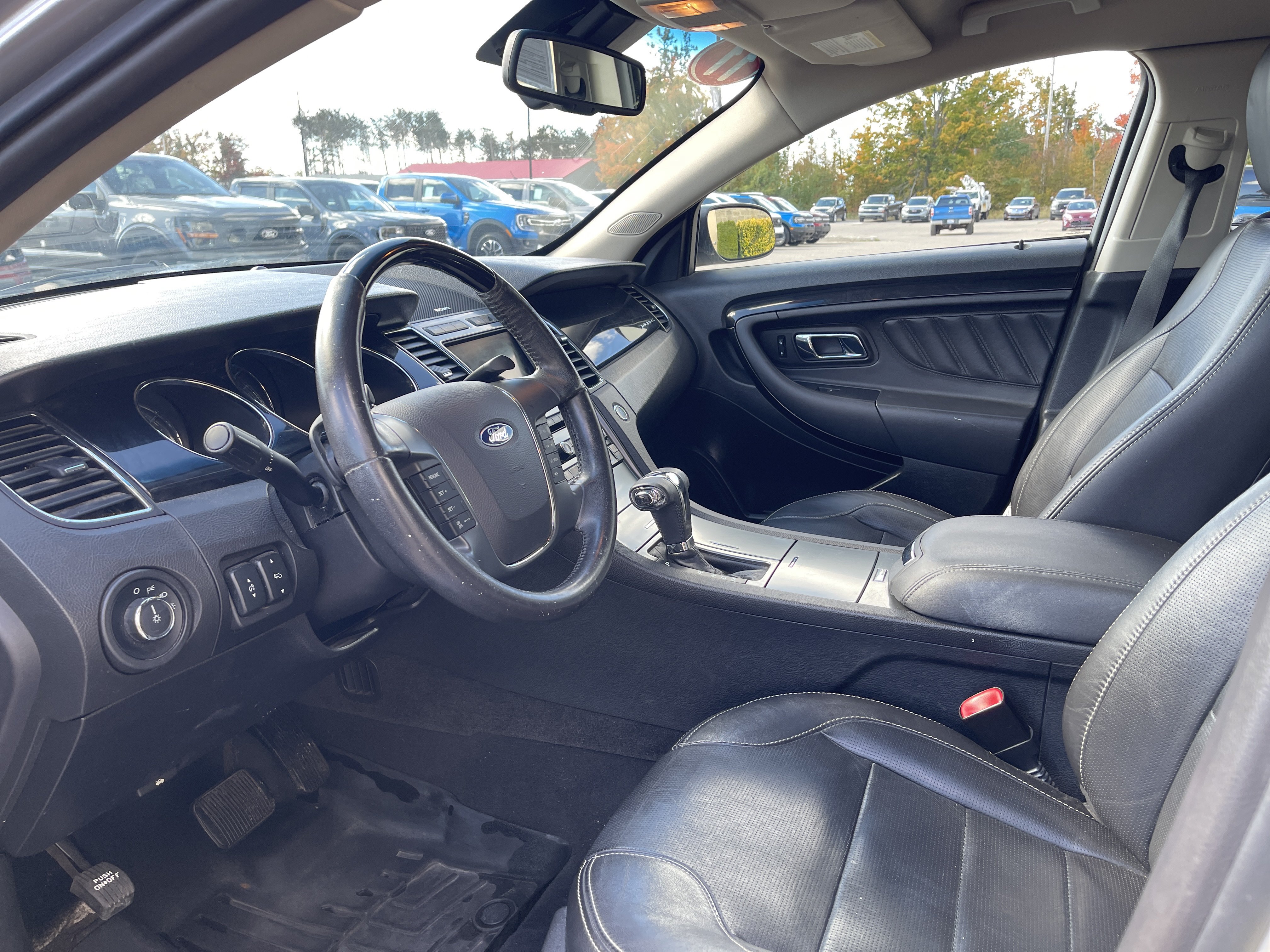 Used 2011 Ford Taurus Limited w/ 303A Rapid Spec Order Code AWD/4WD image 12