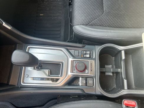 Used 2021 Subaru Forester Premium image 15