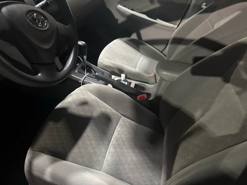 Used 2009 Toyota Corolla LE image 7