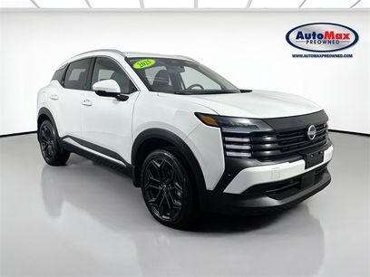 Used 2025 Nissan Kicks SR