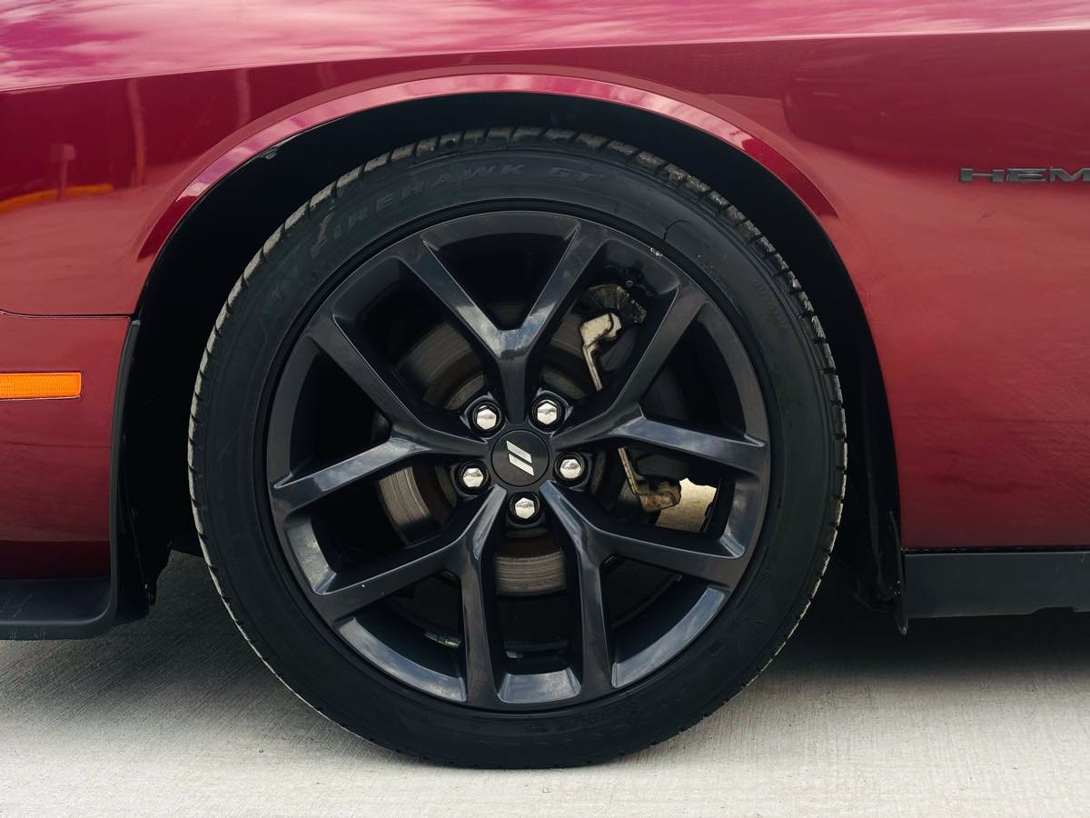 Used 2021 Dodge Challenger R/T w/ Blacktop Package RWD image 28