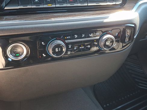 Certified 2023 Chevrolet Silverado 1500 LT AWD/4WD image 15