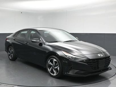 Used 2023 Hyundai Elantra SEL w/ Convenience Package