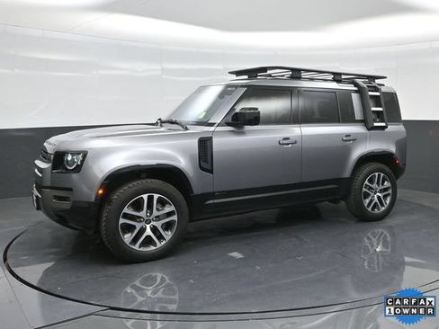 Used 2021 Land Rover Defender 110 X-Dynamic HSE AWD/4WD image 38