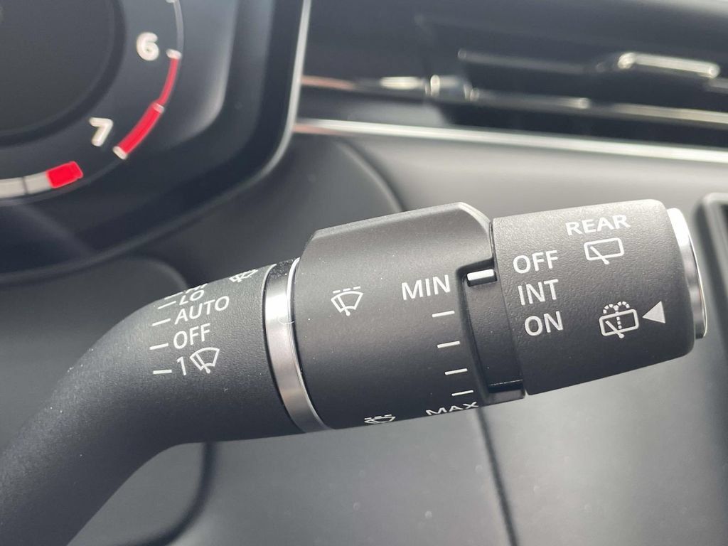New 2026 Land Rover Range Rover Sport Dynamic SE AWD/4WD image 39