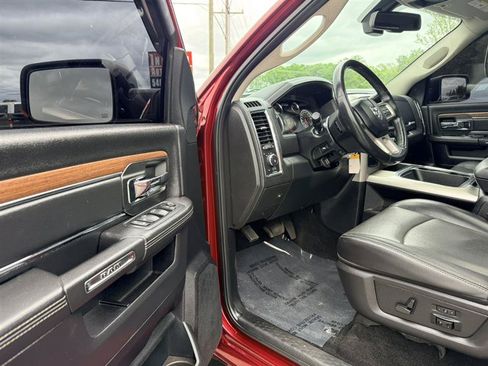 Used 2017 RAM 2500 Laramie w/ Sport Appearance Group AWD/4WD image 25