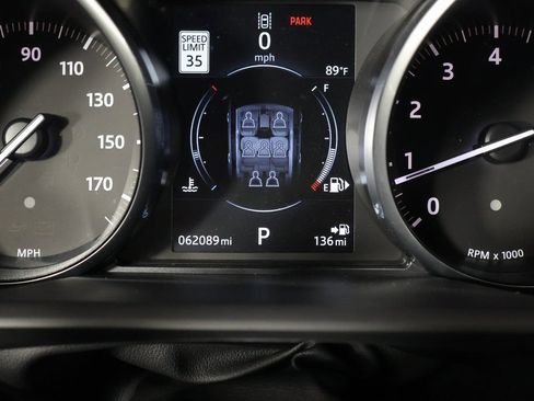 Used 2017 Land Rover Range Rover Sport SE AWD/4WD image 17