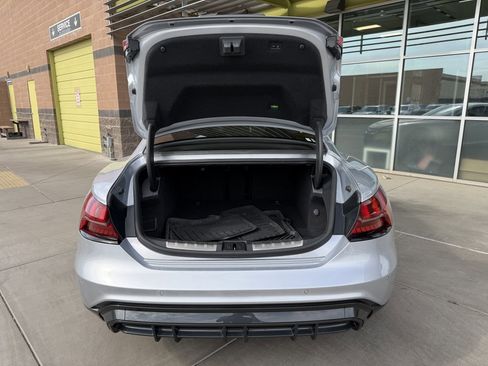 Used 2022 Audi e-tron GT Premium Plus image 39