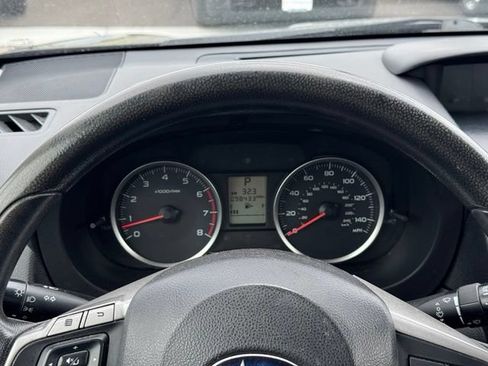 Used 2016 Subaru Forester 2.5i Premium w/ All-Weather Package AWD/4WD image 28