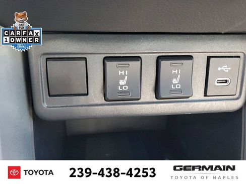 Certified 2023 Toyota Corolla Cross XSE image 32