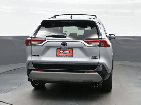 Used 2023 Toyota RAV4 XSE w/ XSE Grade Weather Package AWD/4WD image 5
