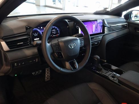 Used 2026 Toyota Camry XSE FWD image 5
