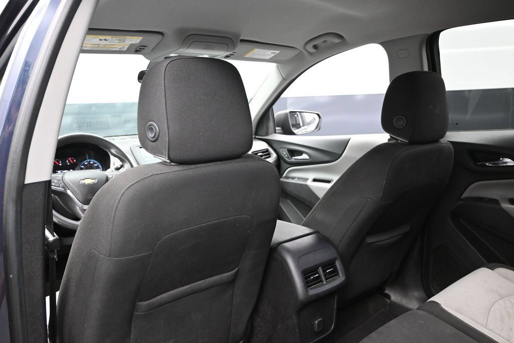 Used 2018 Chevrolet Equinox LS FWD image 22