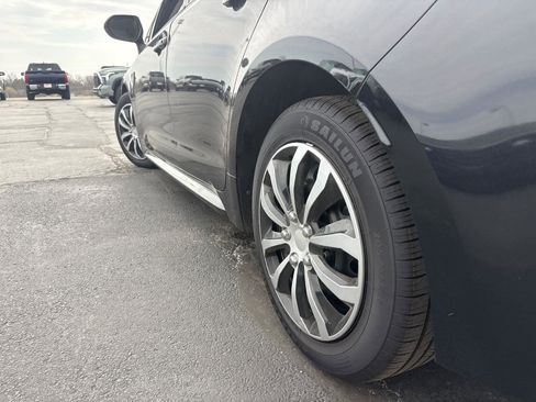 Used 2023 Toyota Corolla LE image 5