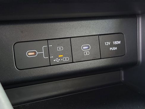 Used 2025 Hyundai Sonata SEL FWD image 9