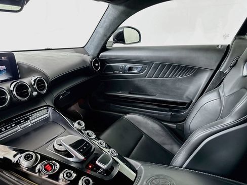 Used 2016 Mercedes-Benz AMG GT S image 23