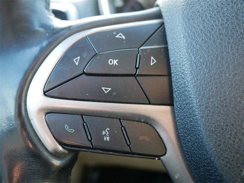 Used 2018 Jeep Grand Cherokee Limited w/ Trailer Tow Group IV image 25