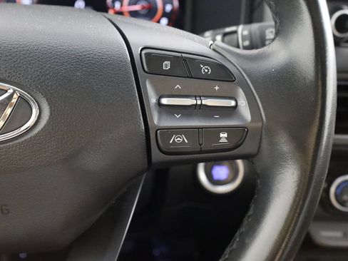 Used 2023 Hyundai Kona Limited FWD image 27