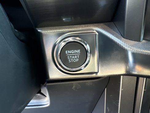 New 2025 Ford F150 Lariat w/ Equipment Group 501A Mid image 26